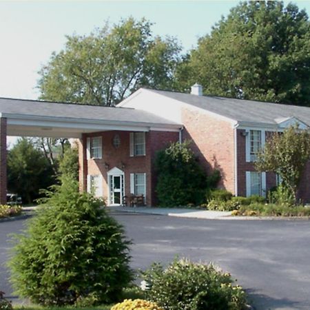 Americourt Hotel And Suites - Elizabethton Bagian luar foto