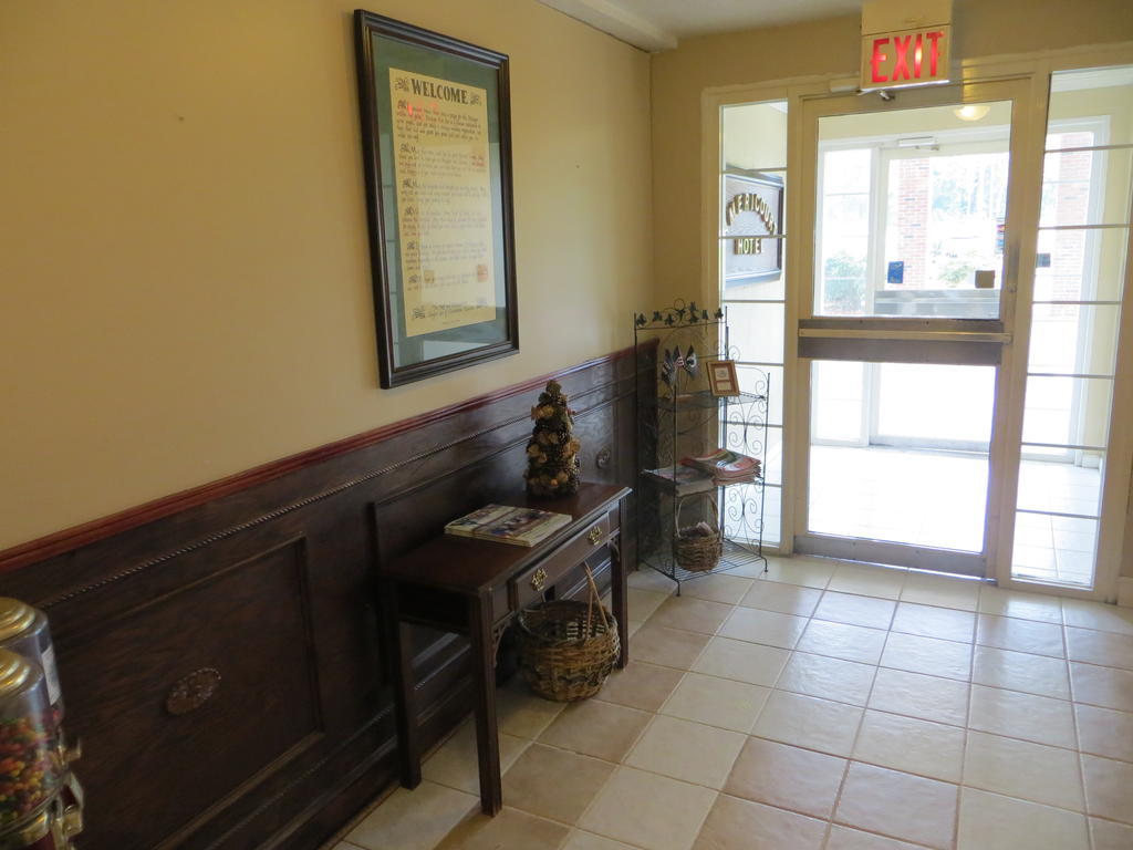 Americourt Hotel And Suites - Elizabethton Bagian luar foto