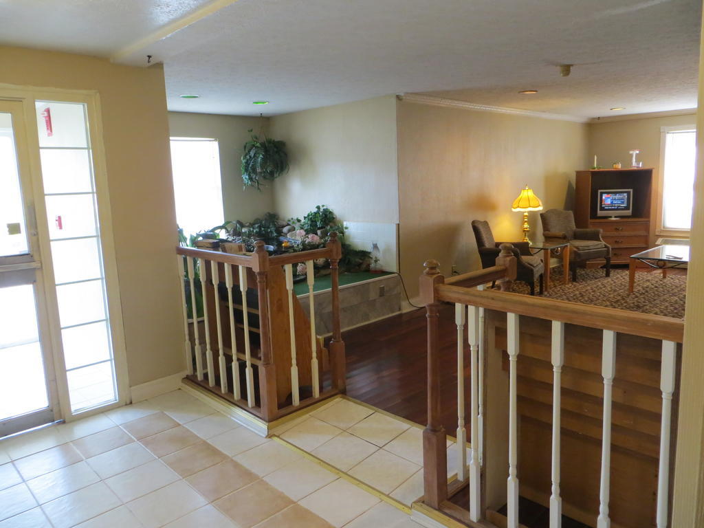 Americourt Hotel And Suites - Elizabethton Bagian luar foto