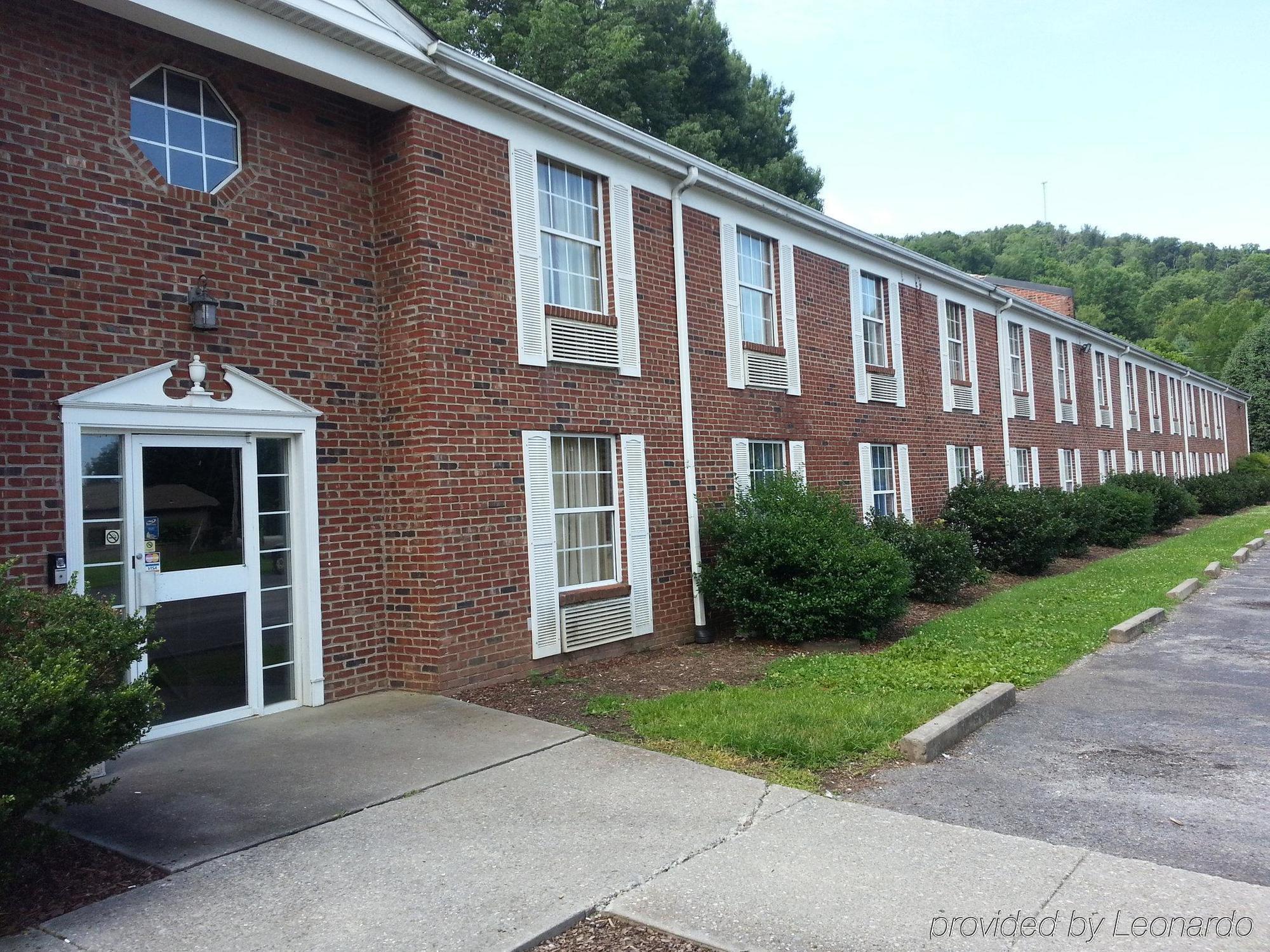 Americourt Hotel And Suites - Elizabethton Bagian luar foto